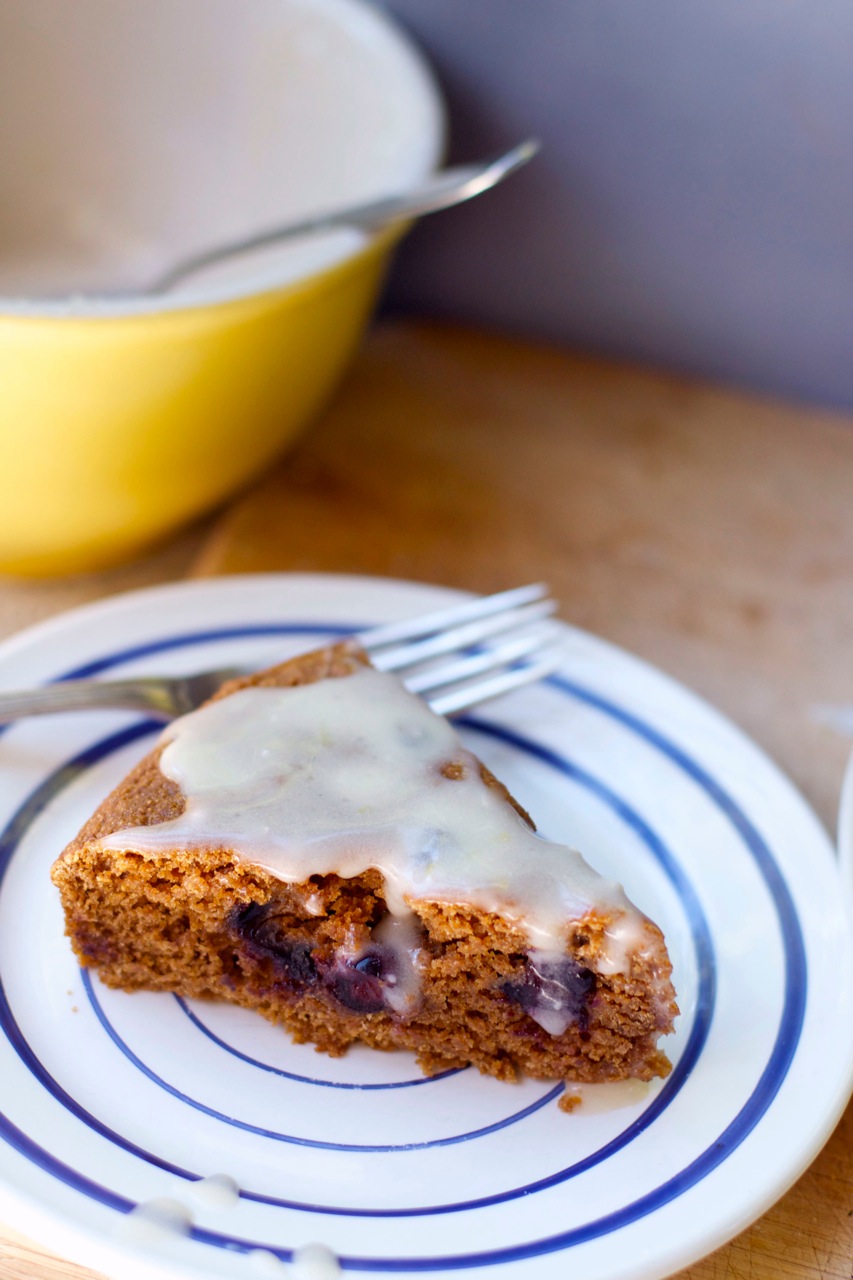 That's So Vegan Blueberry Molasses Cake with Lemon Icing