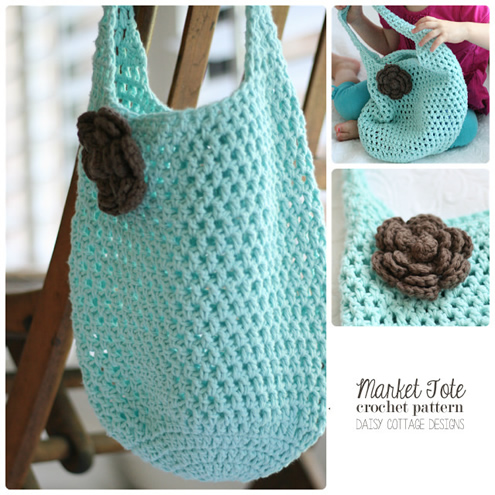Crochet beach bag pattern, photo by: Daisy Cottage Designs | Happy in Red Crochet beach bag pattern, photo by: Daisy Cottage Designs | Happy in Red