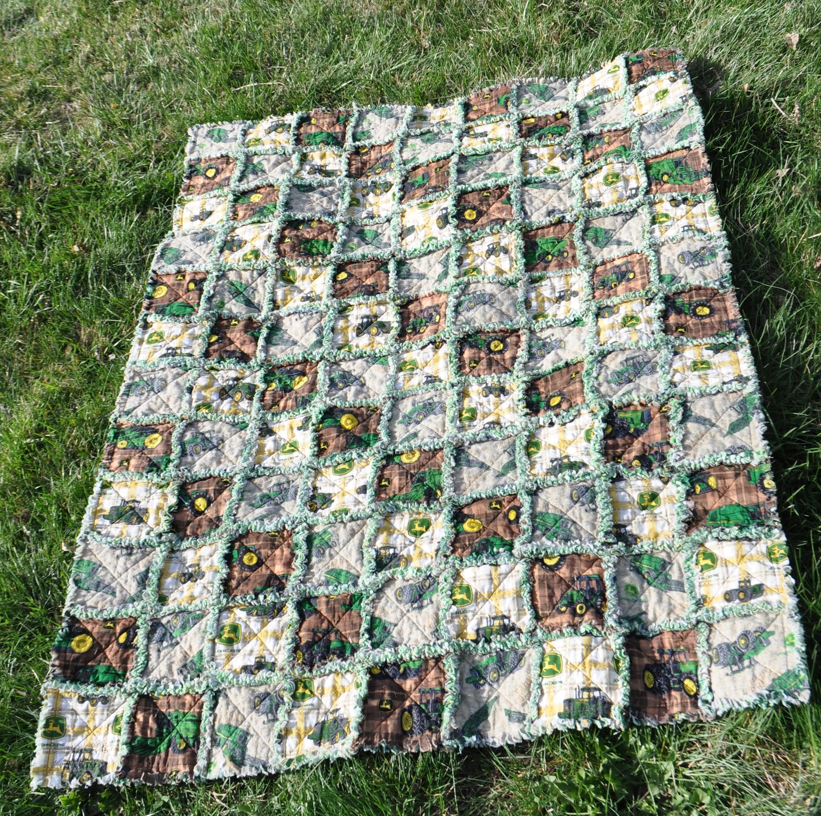 Richard and Tanya Quilts John Deere Rag Quilt