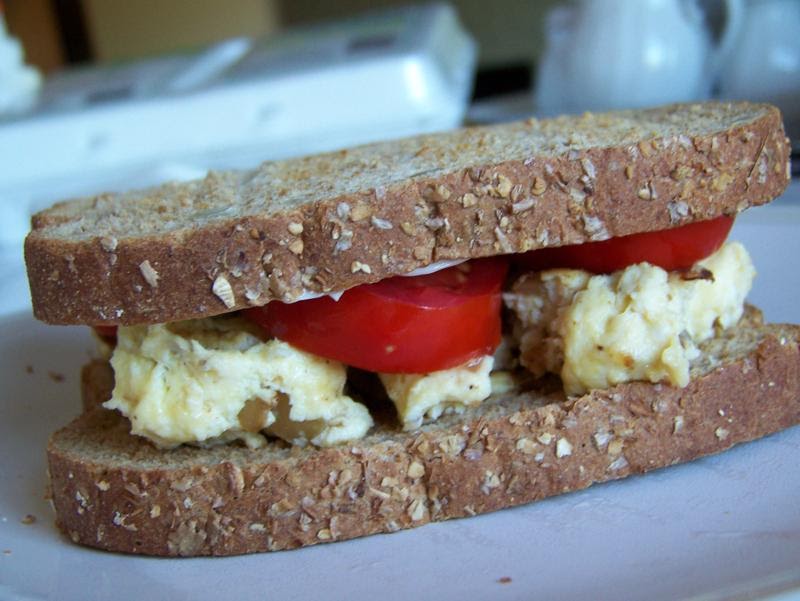Near to Nothing: Egg and Tomato Sandwich