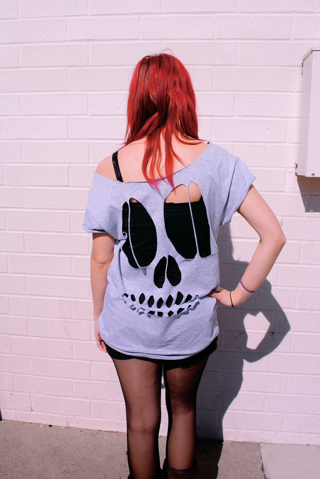 http://4.bp.blogspot.com/-dR0WKD9MVio/T4H4_PB1ywI/AAAAAAAAAeo/r8vETCoglgI/s1600/skull.jpg