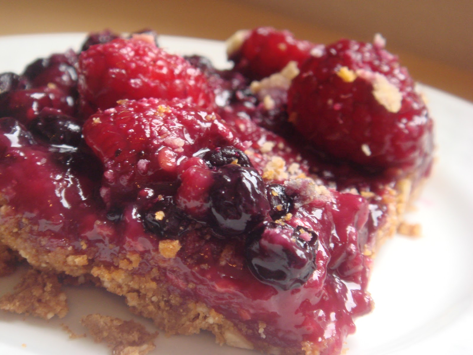 Eat Yourself Healthy & Happy Berry Pie with Graham Cracker Crust