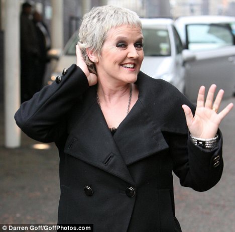 Hair Chemotherapy on Feelgood Scarves Bernie Nolan Looking Good After Chemo Hair Loss