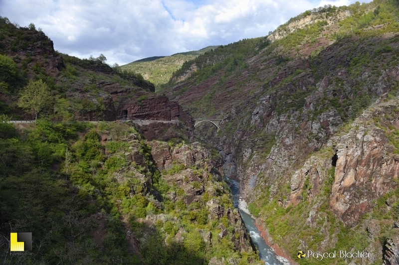 le pont de la mariee daluis photo pascal blachier