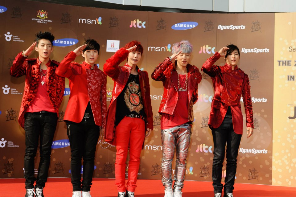 Kpop idols in red dress [Red Carpet] allkpop Forums