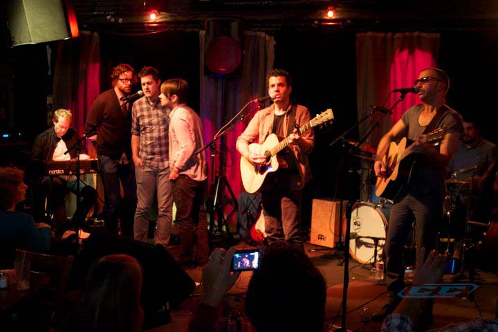 Jars of Clay - Live at Gray Matters Vol 3 & Vol 4 2011 tracks and lyrics