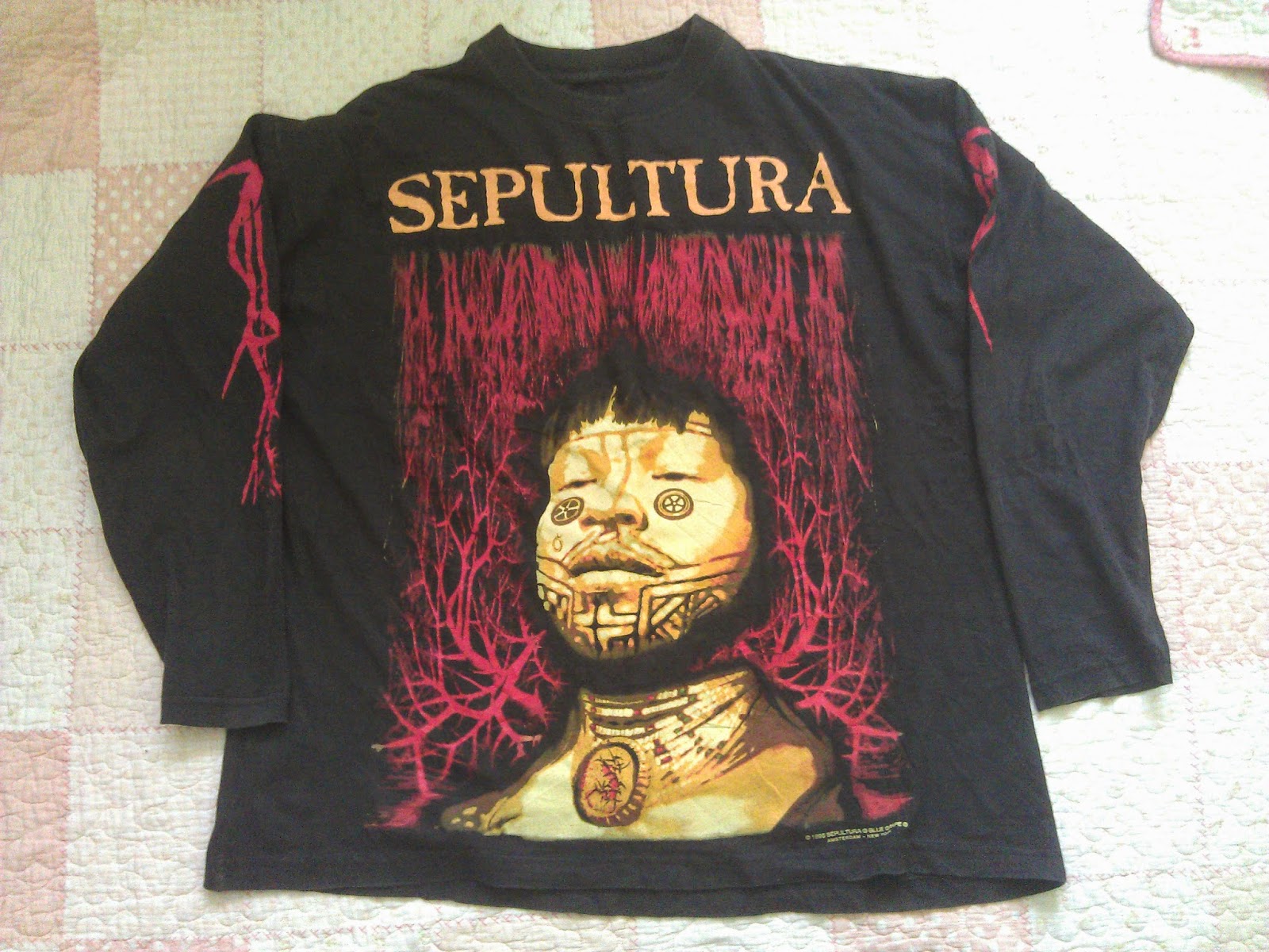 sepultura tee