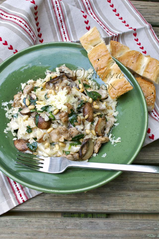 Adora's Box CHICKEN AND TARRAGON PASTA