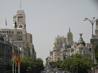 Alcalá and Gran Vía merging by Uxía