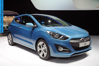 Hyundai i30 car front view - صور سيارة هيونداى i30 من الخارج Hyundai i30 car front view - صور سيارة هيونداى i30 من الخارج