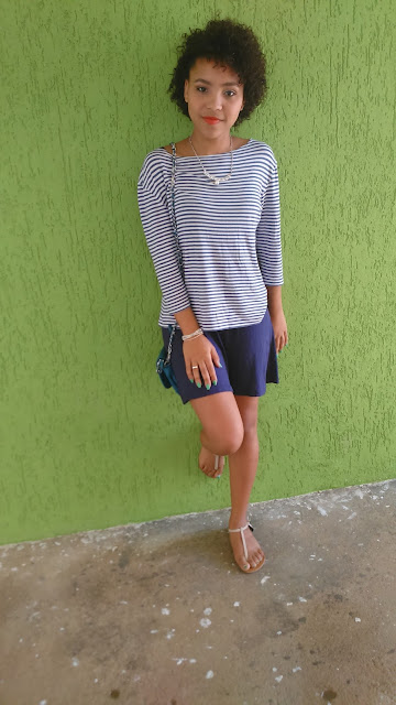 Pense Bela Look Saia Azul e Listras