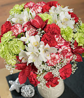 PRODUCT_FLOWERS_Christmas_Cheer_large.jpg