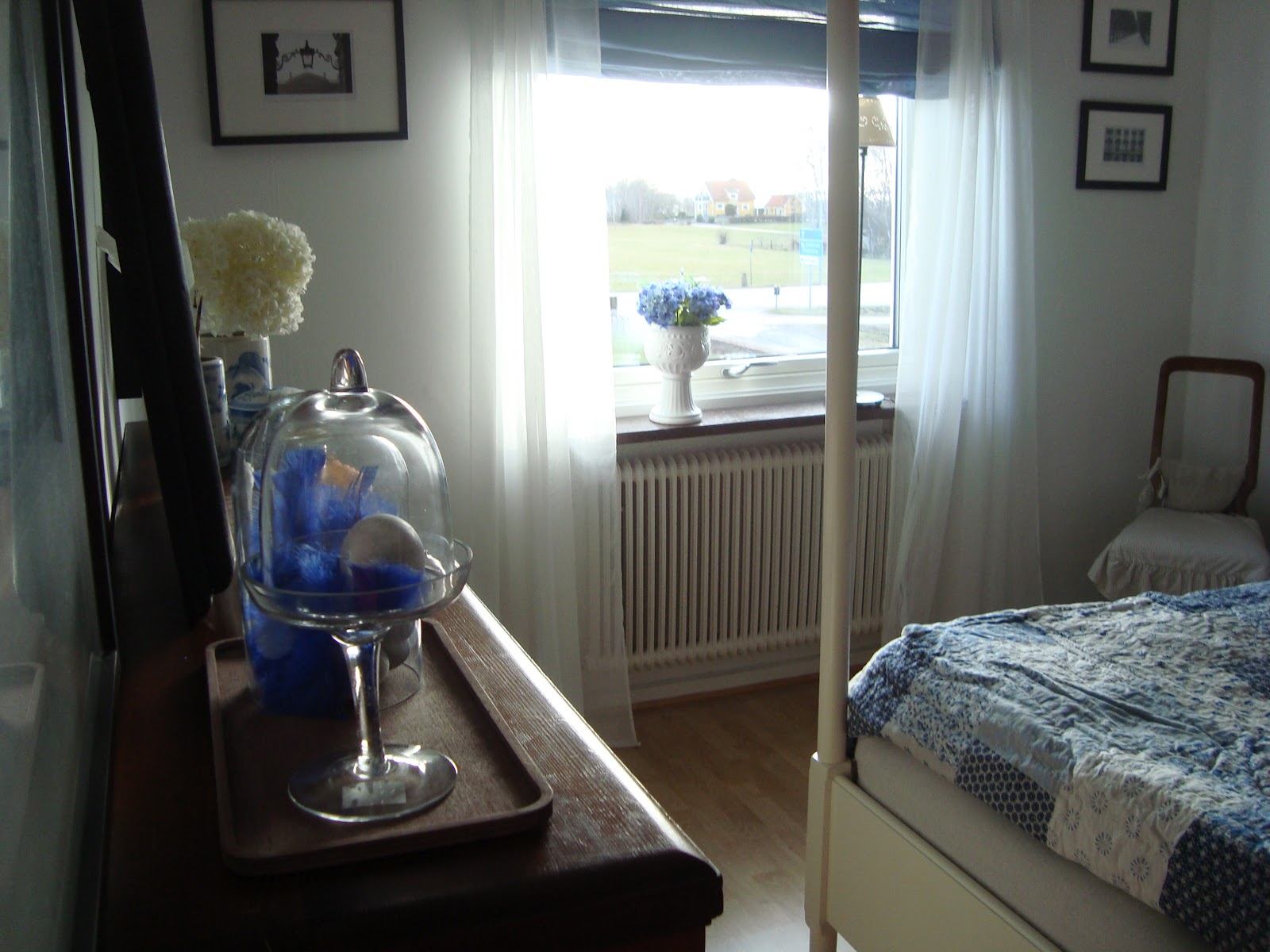 Drömmen om ett hus på landet: blått sovrum...