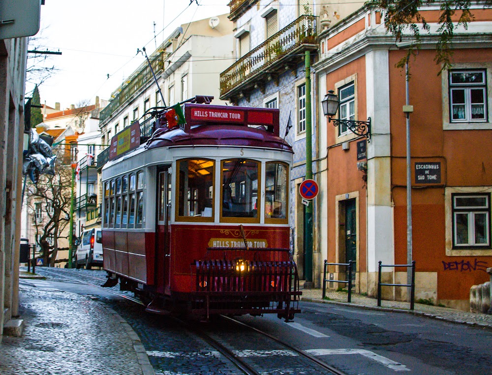 public transport in lisbon
