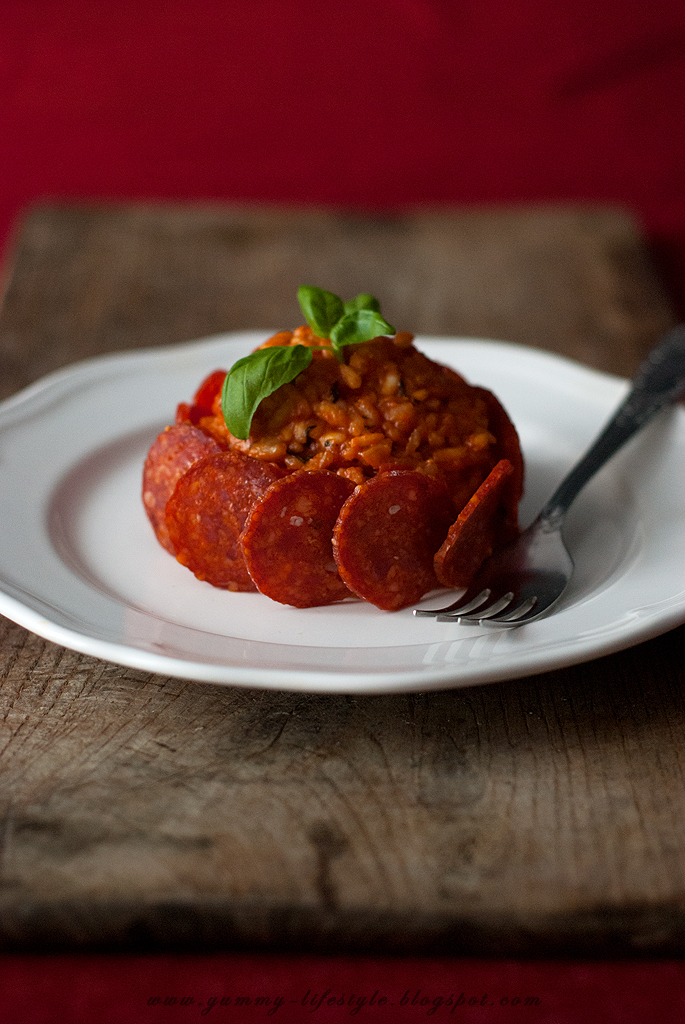 Risotto pomidorowe z chorizo. Yummy Lifestyle