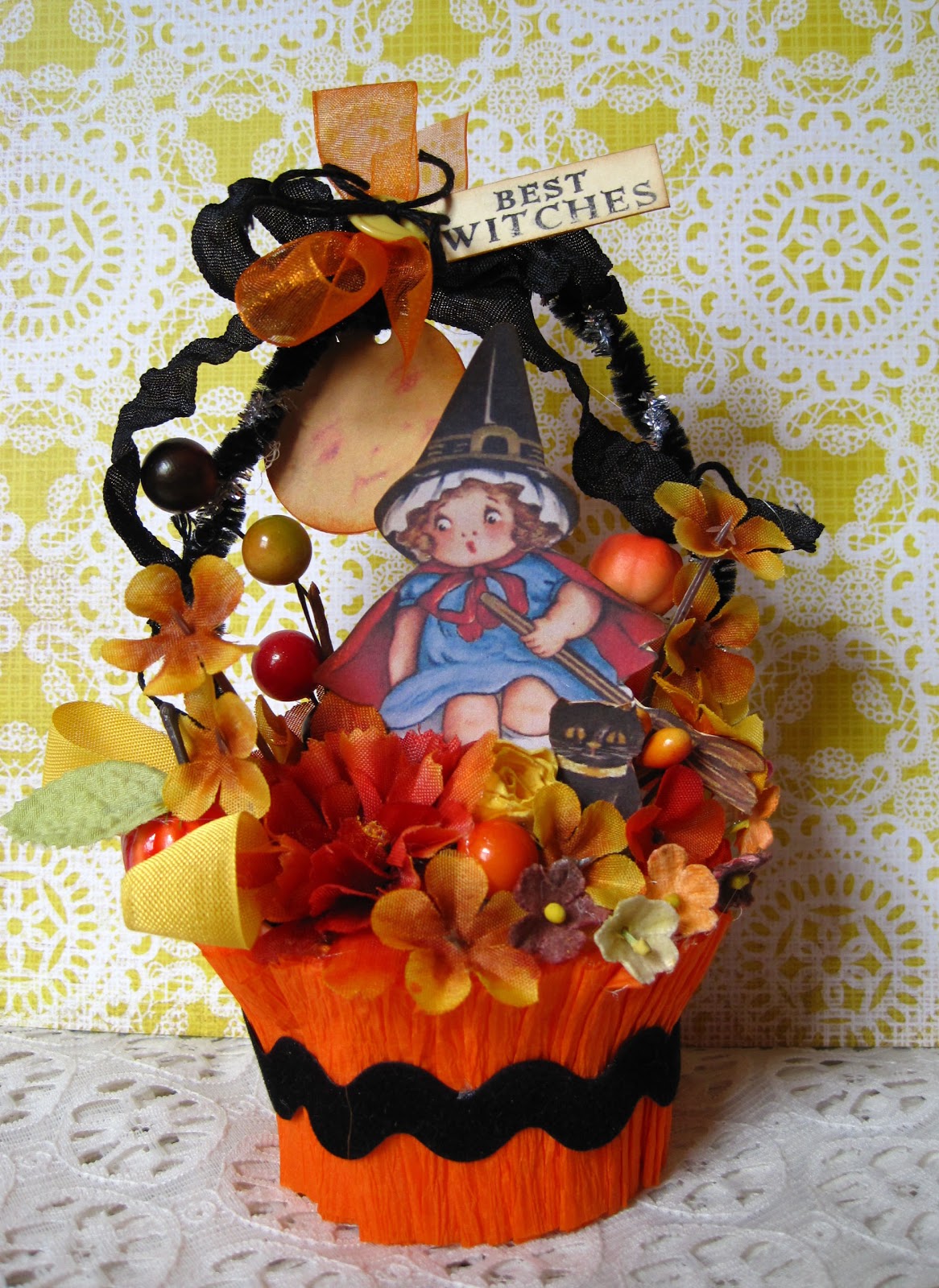 Lori Hairston Tutorial for Halloween Nut Cup