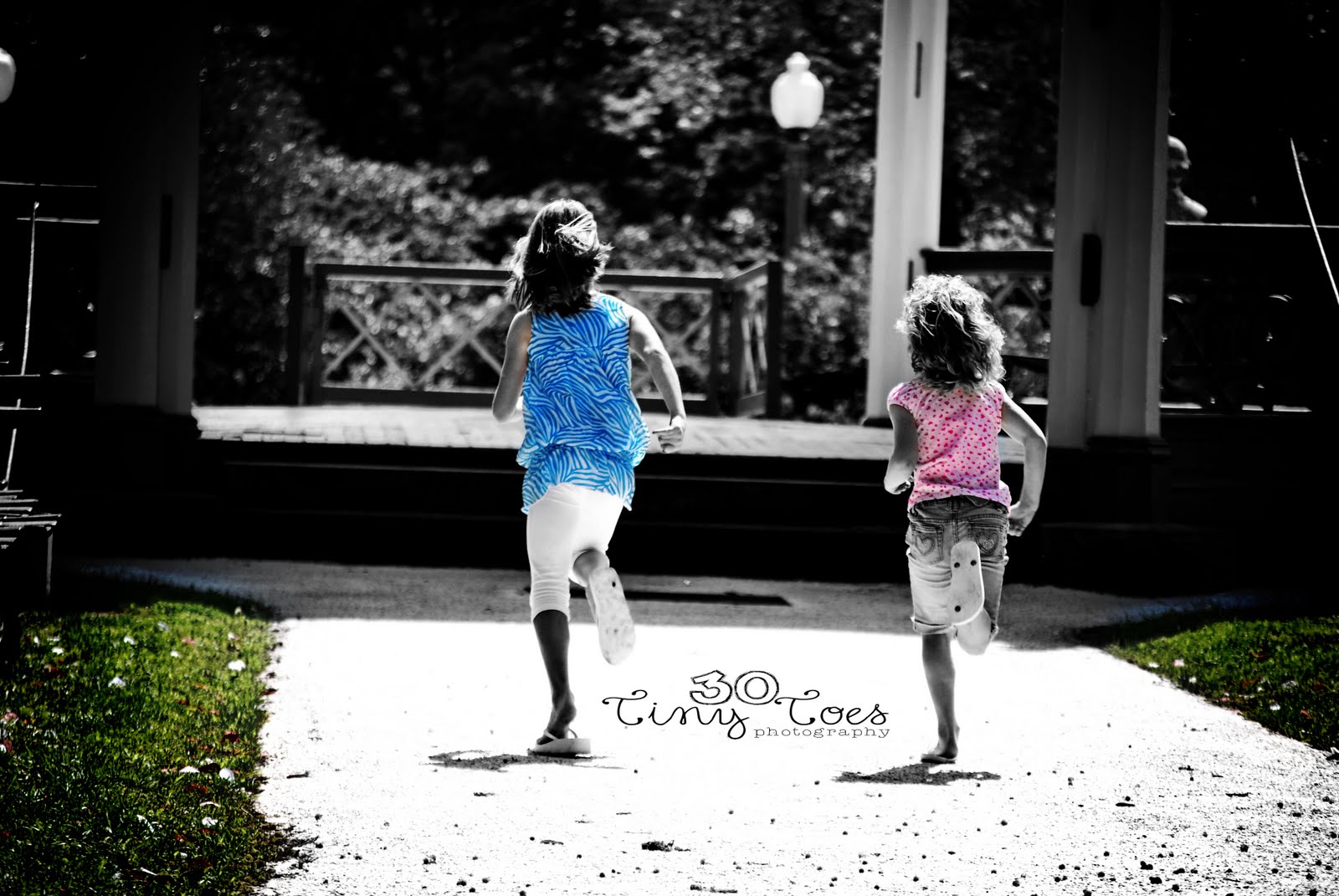 30 Tiny Toes Photography Pretty little models!