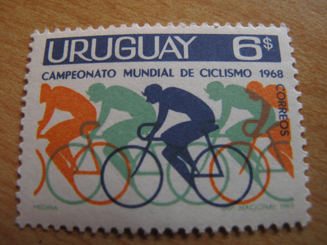 26 selos com temas de bicicletas