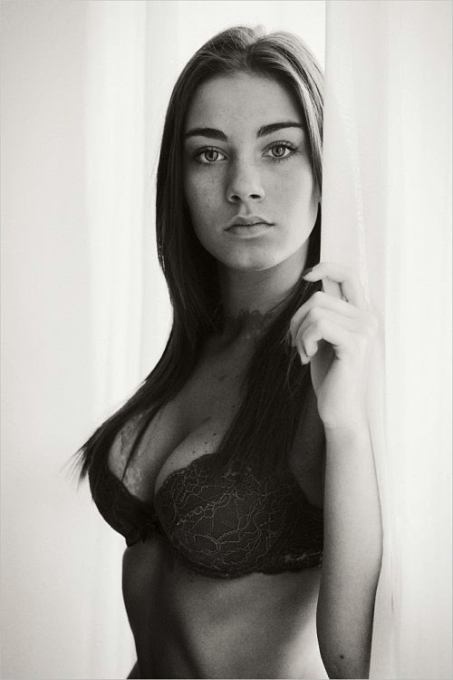 As belas modelos na fotografia de Cédric Grisel Cédric Grisel fotografia mulheres modelos sensuais