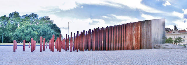 Dózsa György út, Budapest, XIV. kerület, Városliget, Magyarország, Gyurcsány, Vaskefe, szobor, emlékmű, 1956, Ötvenhatosok tere, Felvonulási tér, 56-os emlékmű