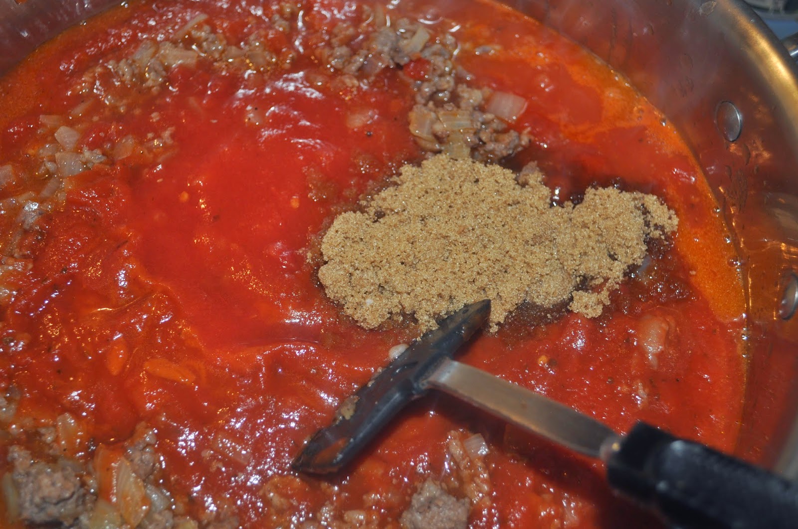 Dinner is Ready! Quick and Easy Delicious Spaghetti Sauce