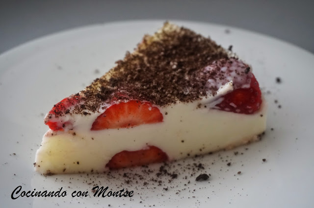 Postre De Yogurt Y Fresas