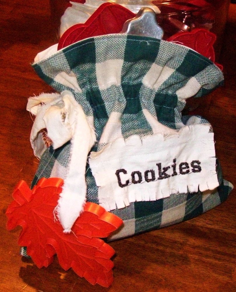 Tea's Hope Chest 400 miles of yard sales "Cookie Cutters"