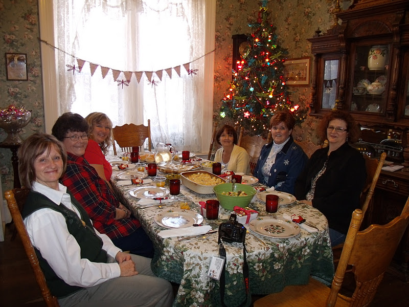 Do The Amish Celebrate Christmas