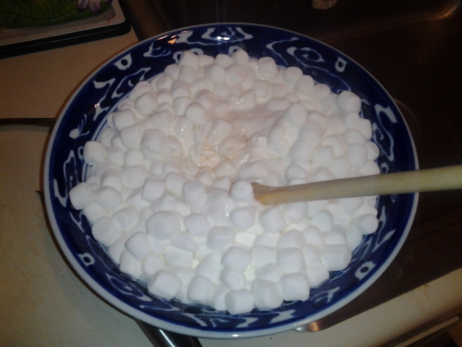 Whimsically Homemade Homemade Marshmallow Fondant