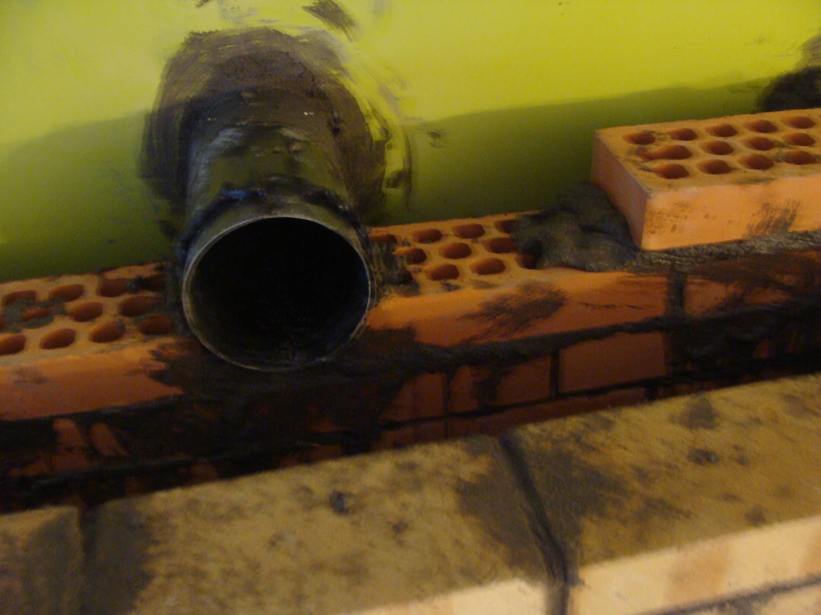 Andocarpinteando : Montaje de chimenea y reducción de electricidad