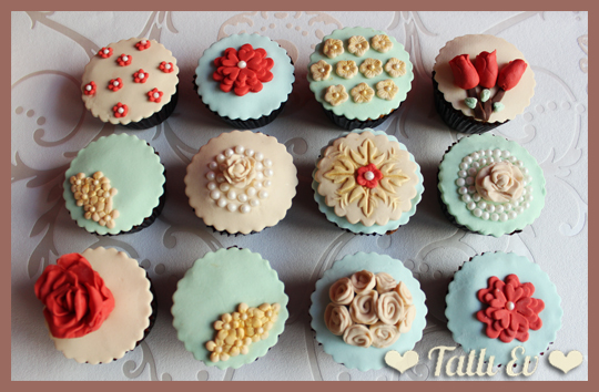 cicekli_anneler_gunu_bayan_davetleri_cupcake_tasarimi cicekli_anneler_gunu_bayan_davetleri_cupcake_tasarimi