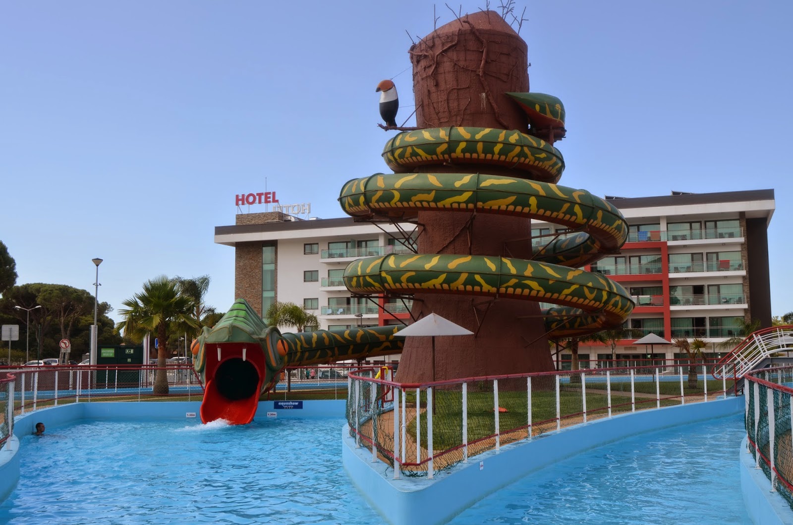 Quarteira Parte III Aquashow Traveling and Living