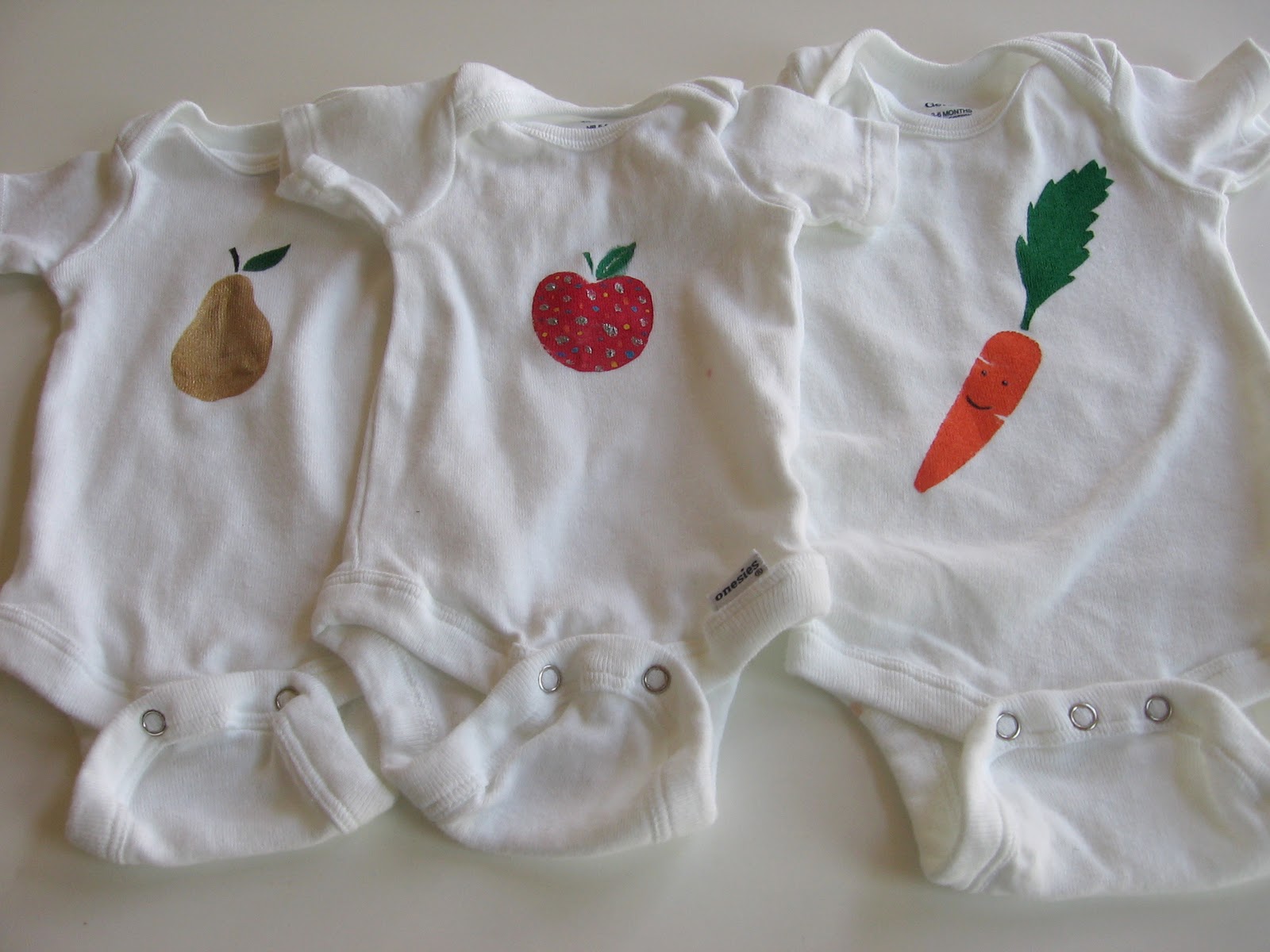 Needle and Spatula: Baby Shower Activity - Decorating Onesies with