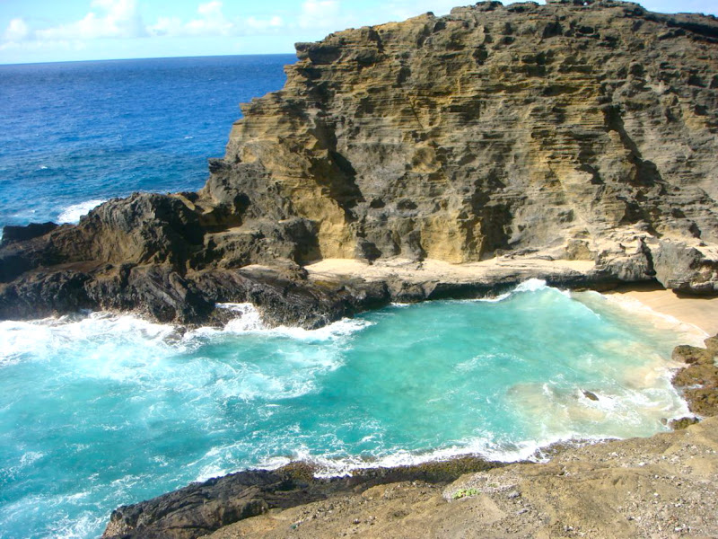 Eternity Beach, Oahu Hawaii title=