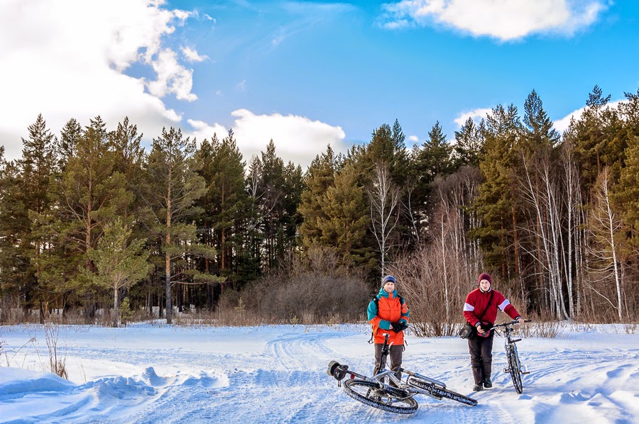 Прокатились.