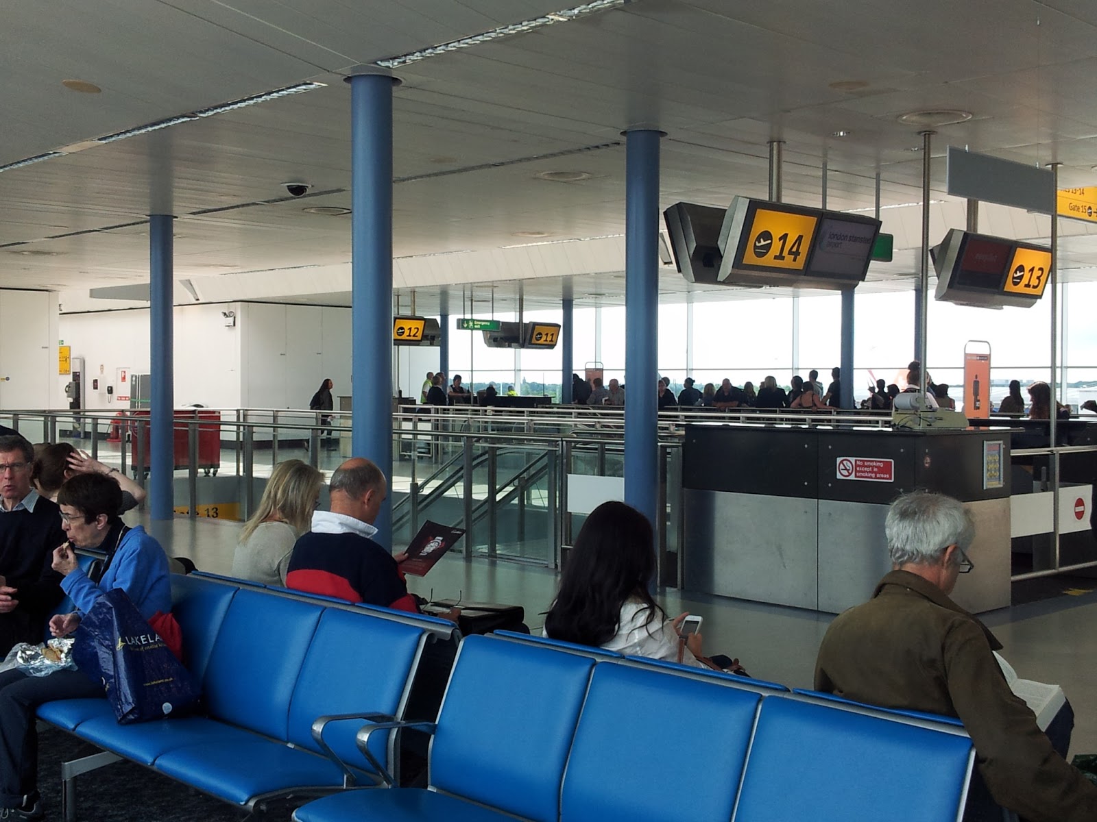 aspen airport arrivals departures