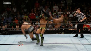 Resultados WWE NXT 03-10-2012 The+Ascension+Downcast