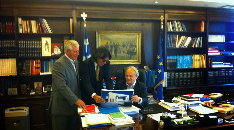 Ο Ψηνάκης ετοιμάζει τους «Μαραθώνιους Αγώνες» Ο Ψηνάκης ετοιμάζει τους «Μαραθώνιους Αγώνες»