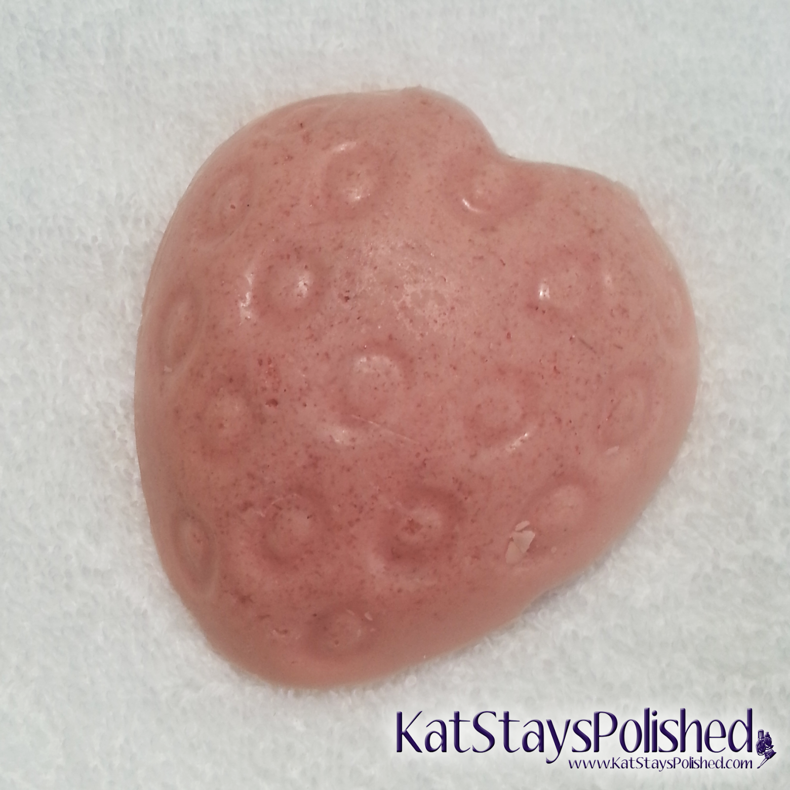 LUSH Mother's Day Treats - Strawberry Feels Forever Massage Bar - Strawberries and Cream Set | Kat Stays Polished