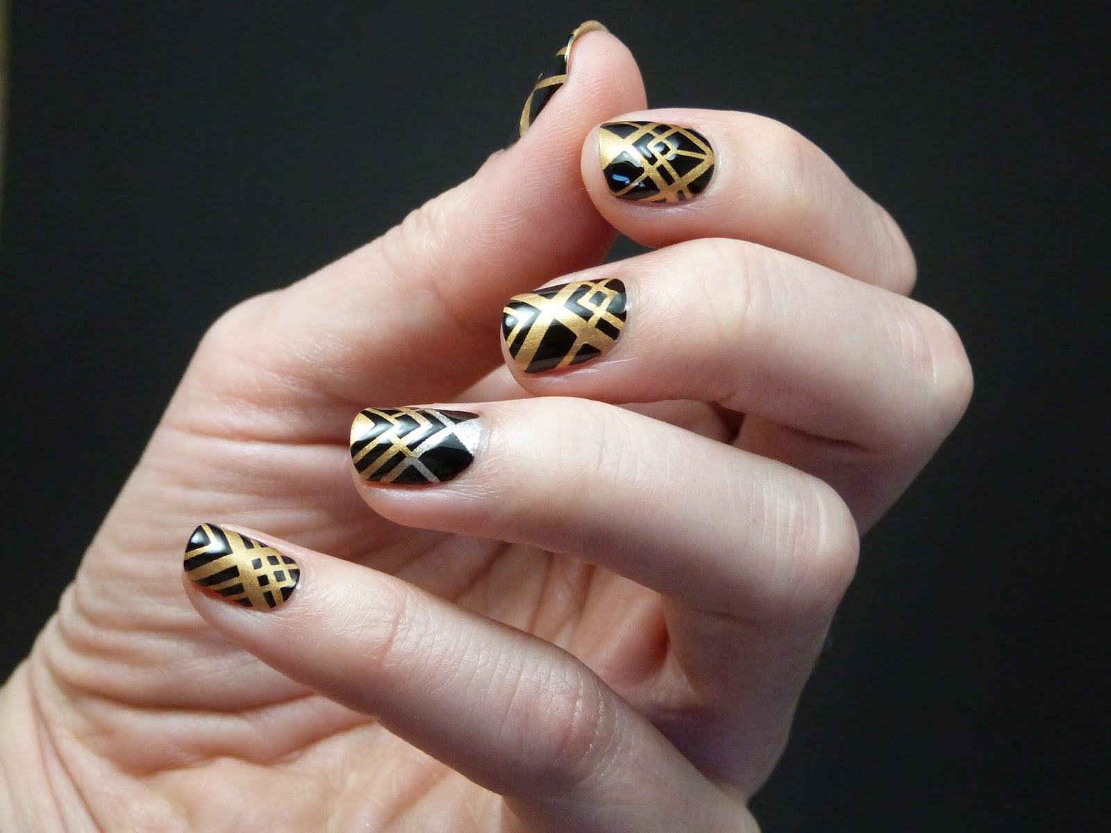 nail taping designs