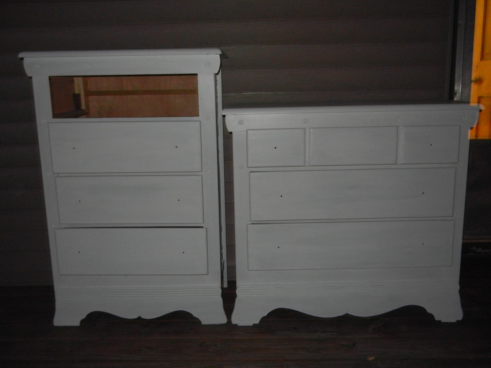 Alexandria Sawyer Designs, LLC Painting Wood Furniture