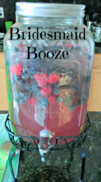 Bridesmaid Booze Bachelorette BBQ, Bachelorette Party Ideas, Cheap Bachelorette Party Ideas, Classy and Sassy Bachelorette Party, Bridesmaid Booze, Fizzy Popsicles, Recipe, Drink Ideas for a Bachelorette Party, Bachelorette Party Decor for Backyard