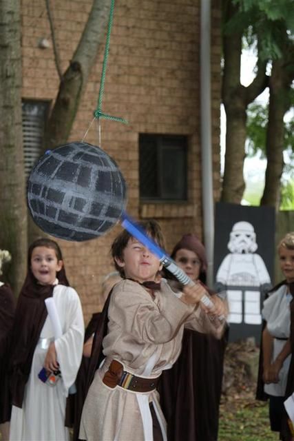 ideias, inspirações e sugestões de festa ... tema Star Wars / imagens retiradas da internet / blog Mamãe de Salto ideias, inspirações e sugestões de festa ... tema Star Wars / imagens retiradas da internet / blog Mamãe de Salto