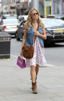 sienna-miller-levis.jpeg