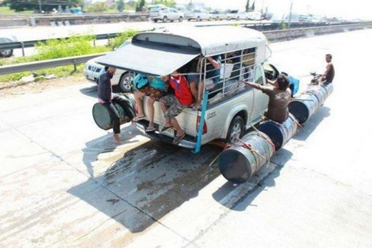 Ide Unik Untuk Menghadapi Banjir di Thailand Ide Unik Untuk Menghadapi Banjir di Thailand