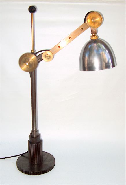 GEAR COG DESK LAMP