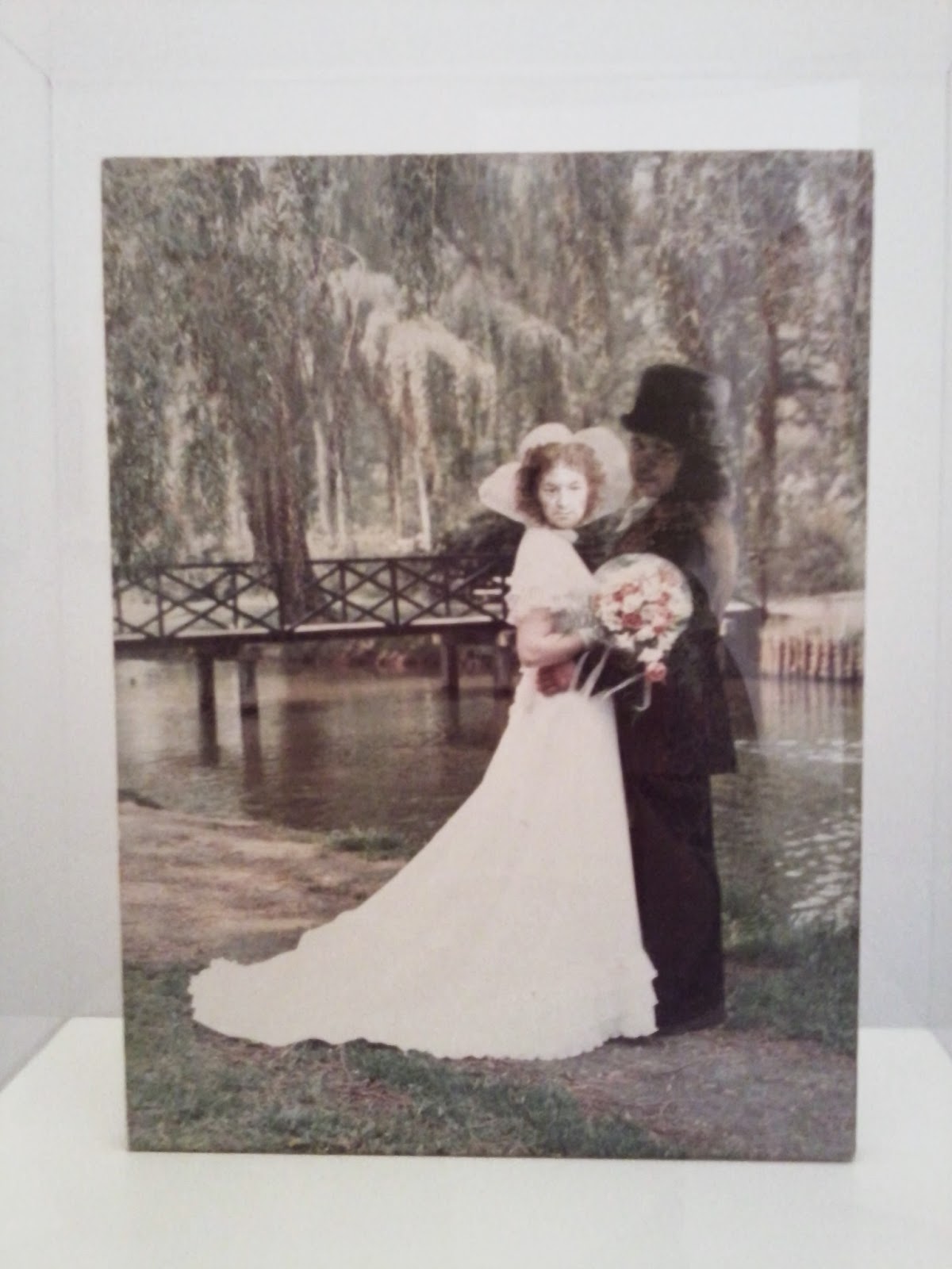 ELLY_STRIK_MUSEO_REINA_SOFÍA_VOA_GALLERY_BLOG_DE_ARTE Elly Strik, Museo Reina Sofía, MNCARS, Fantasmas, Novias, y otros compañeros, Exposiciones, Madrid, Goya, Freud, Voa Gallery, Blog de arte, Arte contemporáneo, Yvonne Brochard