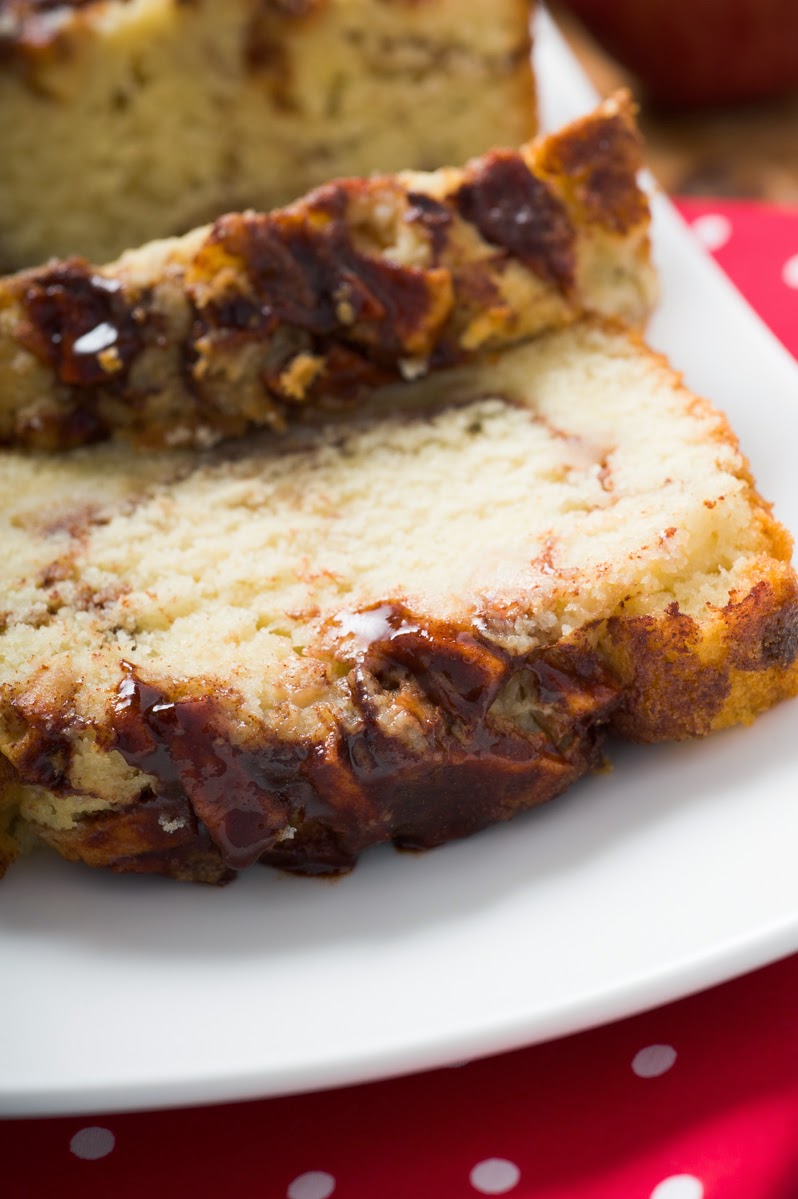 Apple Cinnamon Bread