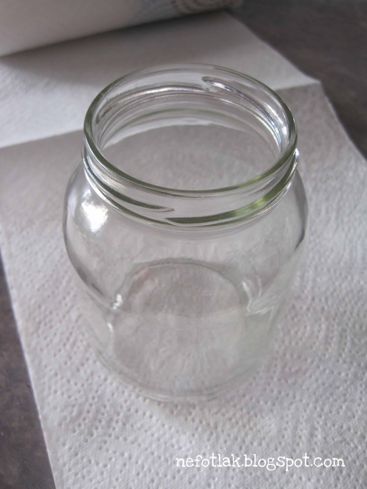 nefotlak. pretties yellow glass jars