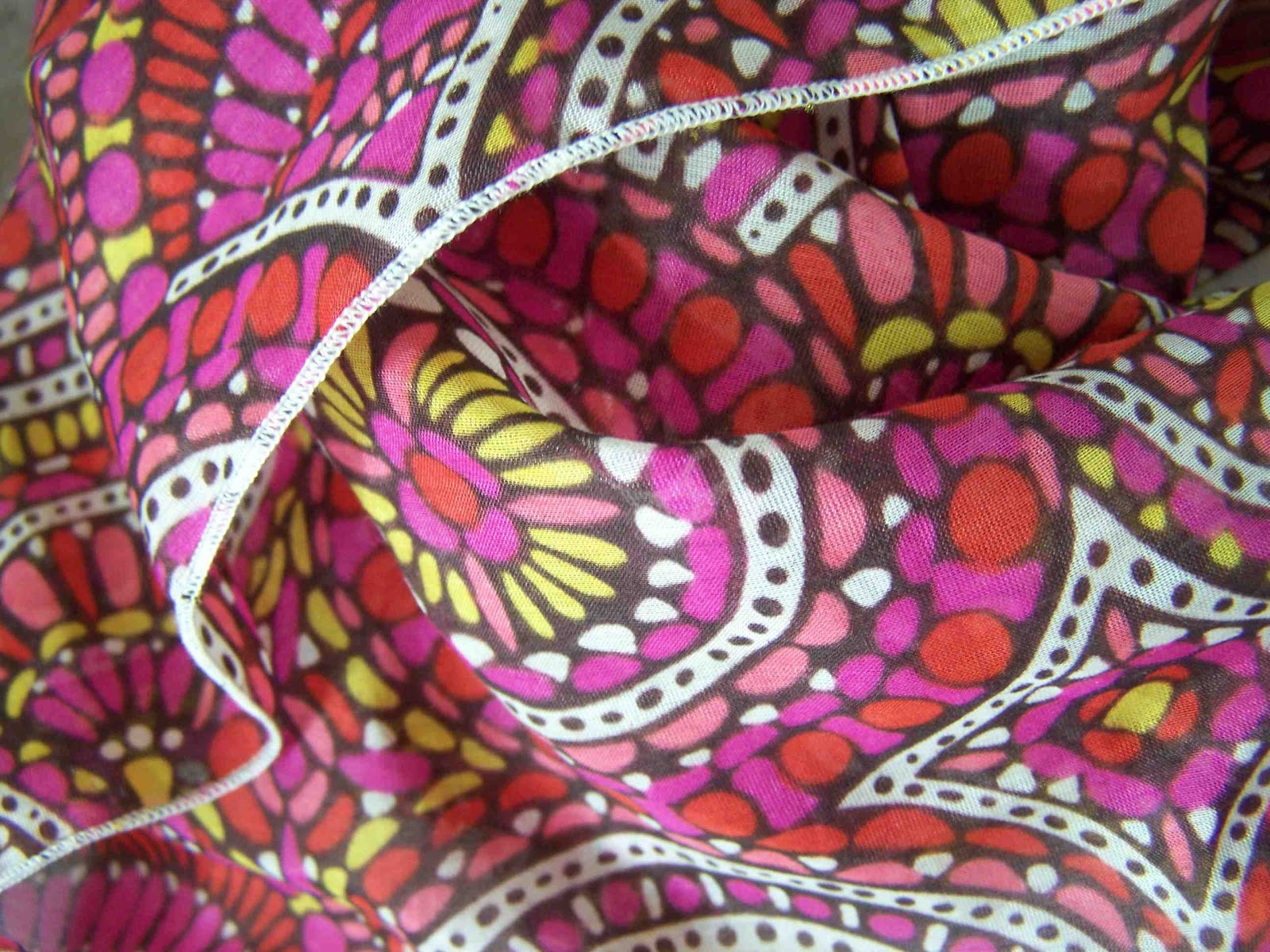 Made by Me. Shared with you. Technique Tuesday...Serging a Scarf Edge Rolled Hem {Brother 1034 D}